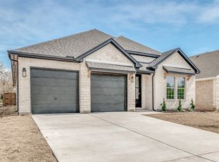 914 Boston Lane, River Oaks, TX 76114
