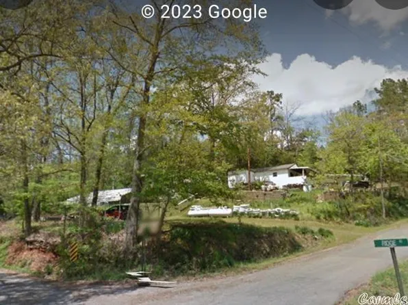 121 Ridge Rd, Houston, AR 72070