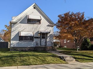 3260 S 7th St, Milwaukee, WI 53215