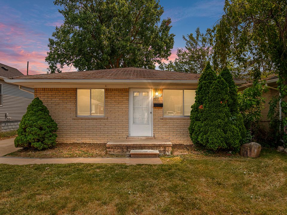 01-22510 Piper Ave Eastpointe Twilight_06082023