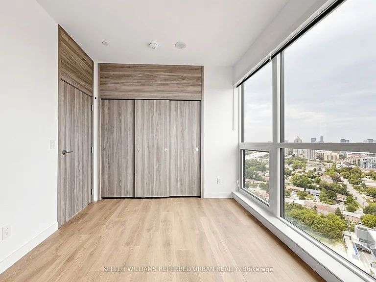 18 Esther Shiner Blvd #2002 — Photo 11