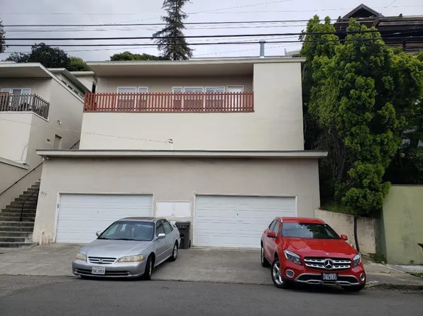 872 Walker Ave, Oakland, CA 94610