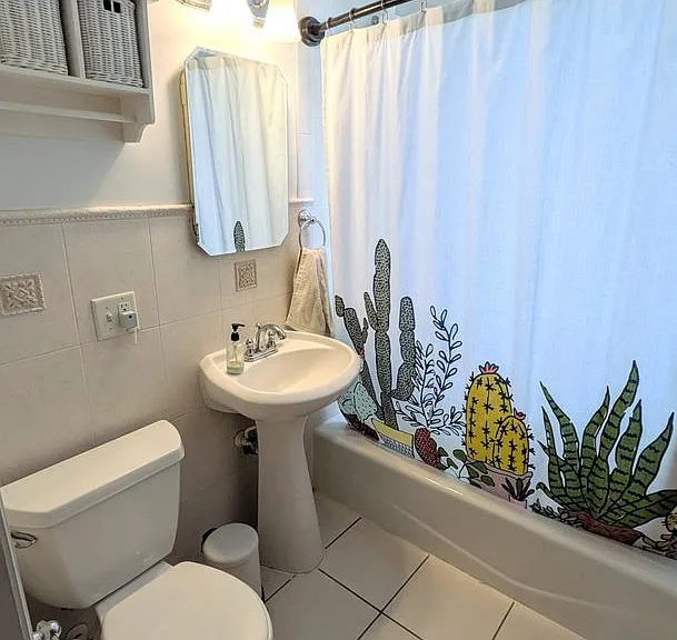 2245 Ulysses St NE — Photo 24