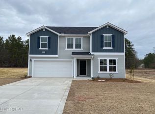 253 Walters Run Dr, Raeford, NC 28376