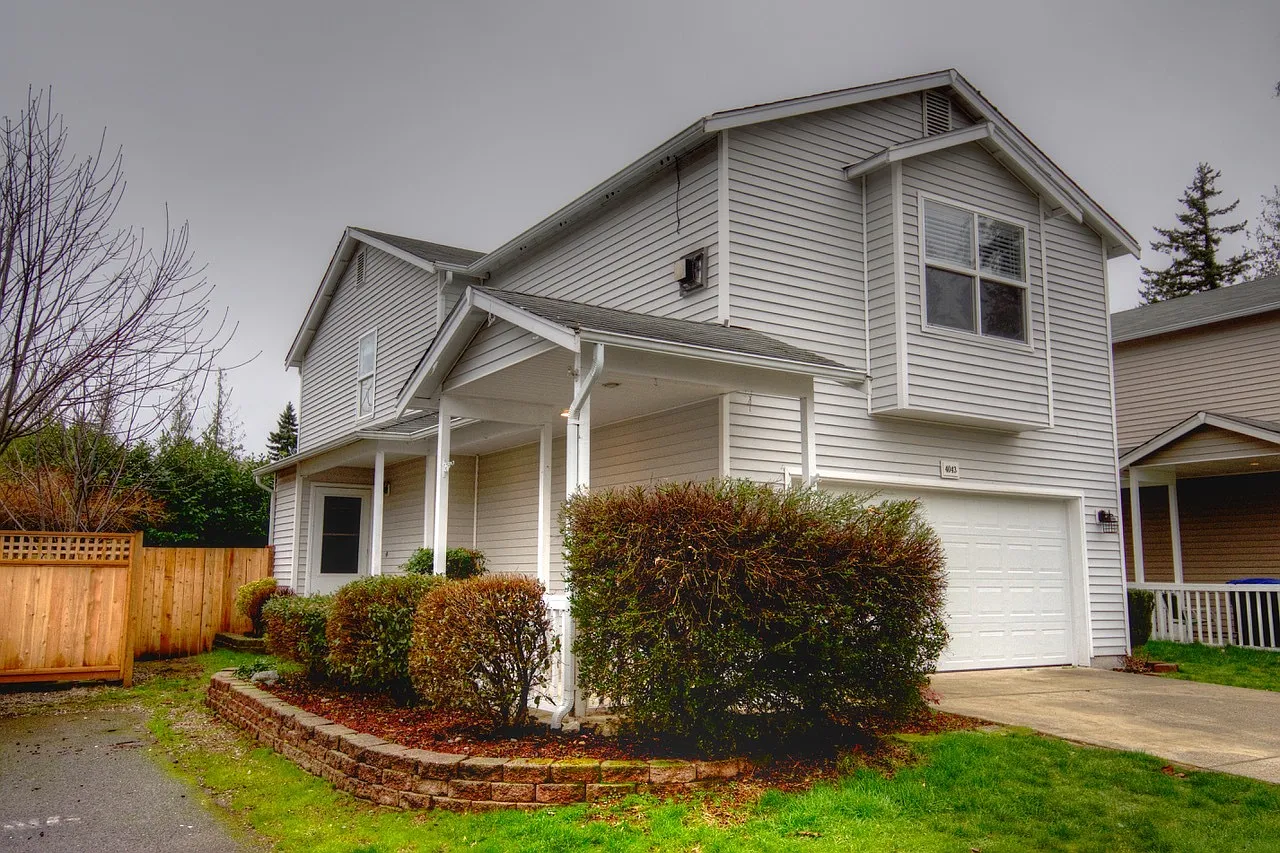 Beautifully Remodeled Home in Lacey | Fenced Yard, 2-Car Garage — Photo 1