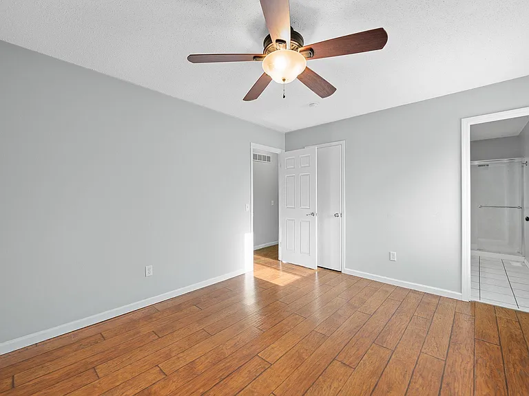 1118 Twistedoak Ct — Photo 22