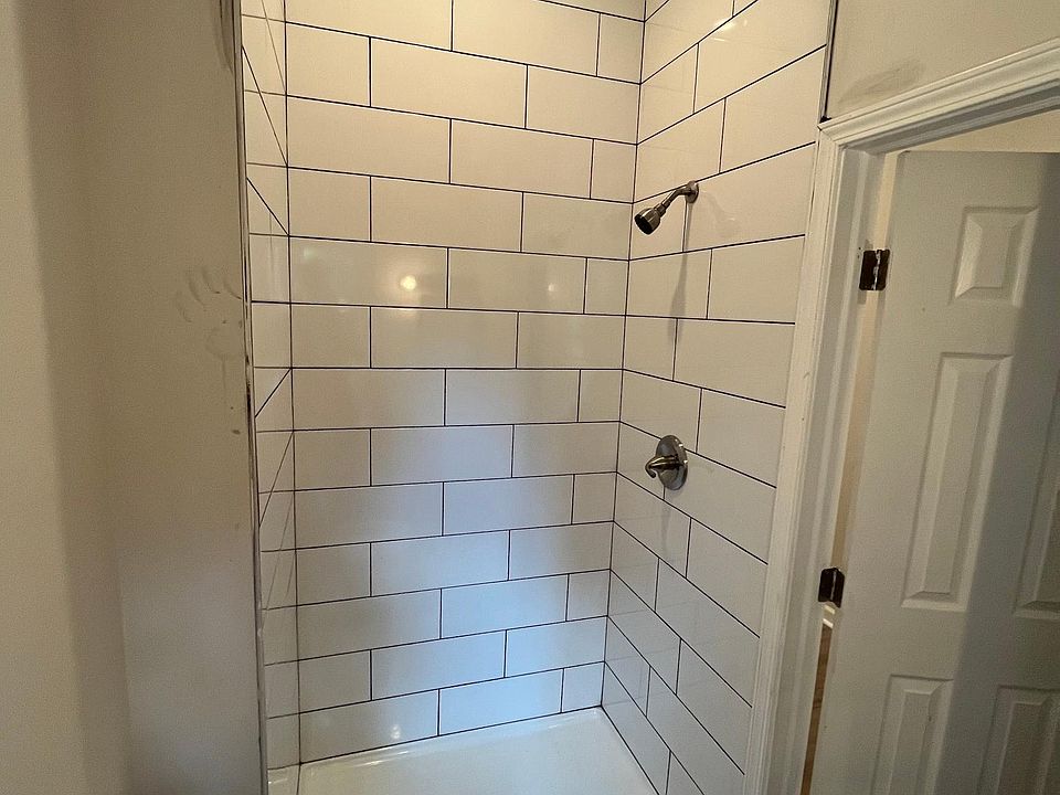 1st image of 3818 N Park Ave #1