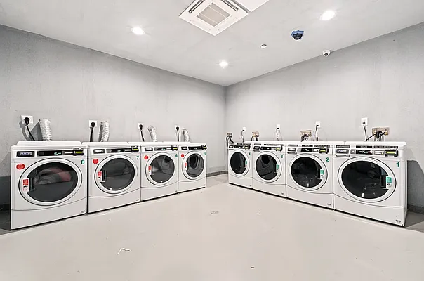 Rented by REAL New York | media 27