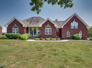 1012 Bending Chestnut Dr, Lebanon, TN 37087