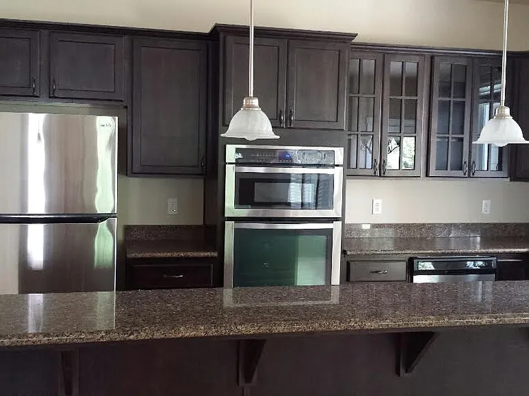 3905 Amelia Ct NE — Photo 12
