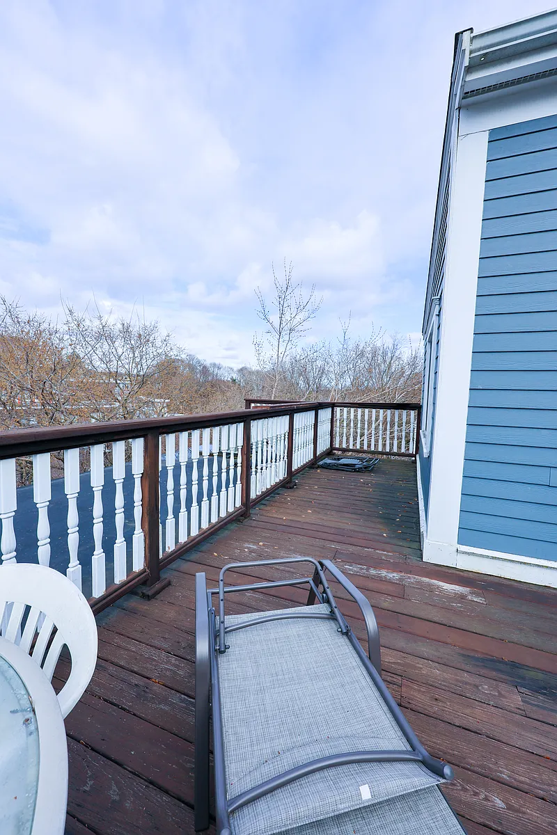 Building Photo - 127 Nonantum St #A