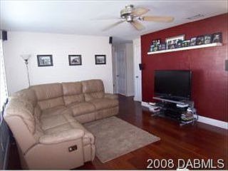 3rd image of 50 Seacrest Dr