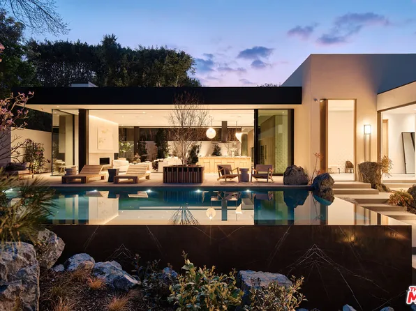 151 S Cliffwood Ave, Los Angeles, CA 90049