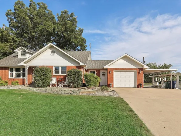 4121 State Route 161, New Baden, IL 62265