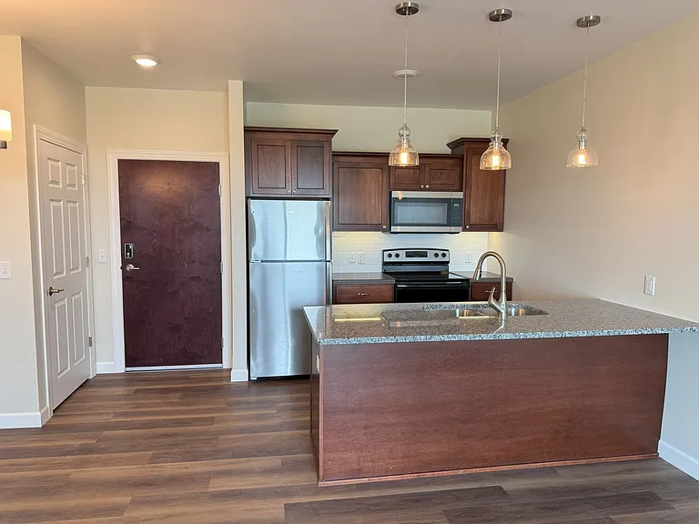 Red Earth Apartments- On Lake Butte Des Morts — Photo 15