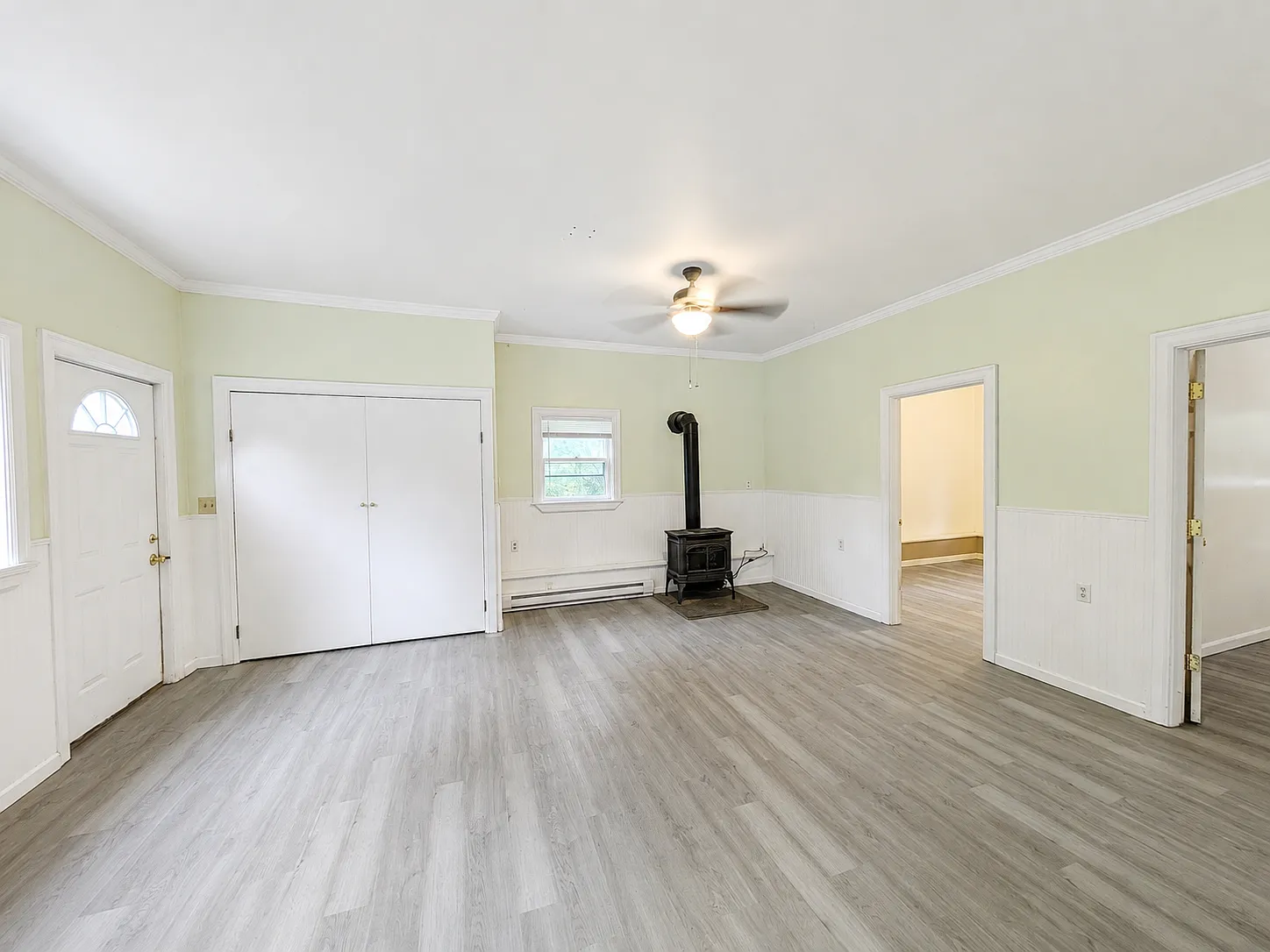 2 bed, 1000 sqft, $1,785 — Photo 2