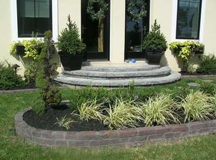 225 E Lexington Rd, Lititz, PA 17543