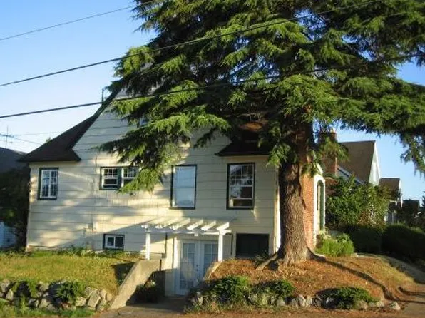 JF - 8116 Linden Ave N, 8116 Linden Ave N, Seattle, WA 98103