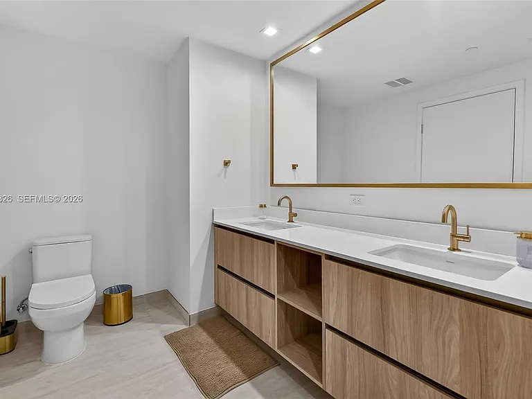 77 SE 5th St #1908 — Photo 22