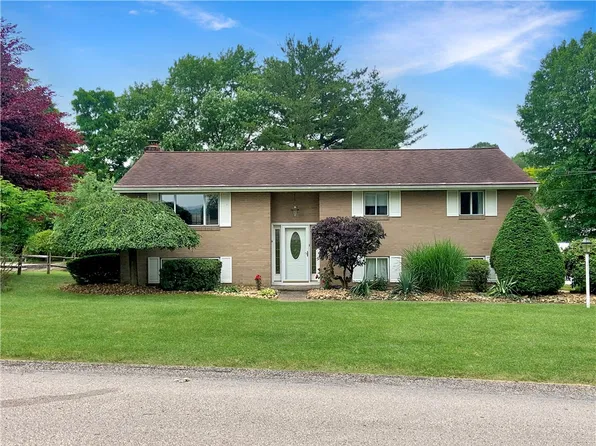 130 E Fair Meadows Dr, Canonsburg, PA 15317