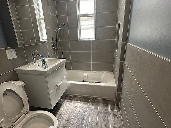 5th image of 654 Flatbush Ave #3
