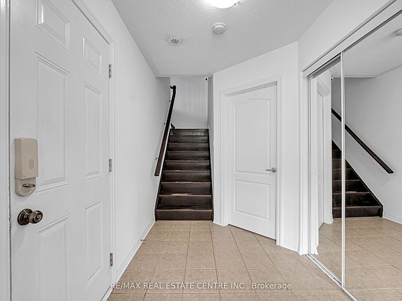 5th image of 123 Bevington Rd