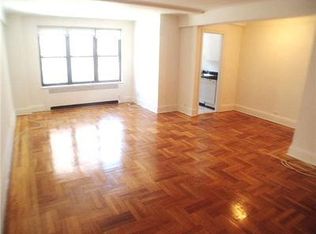 130 E 38th St, Brooklyn, NY 11203