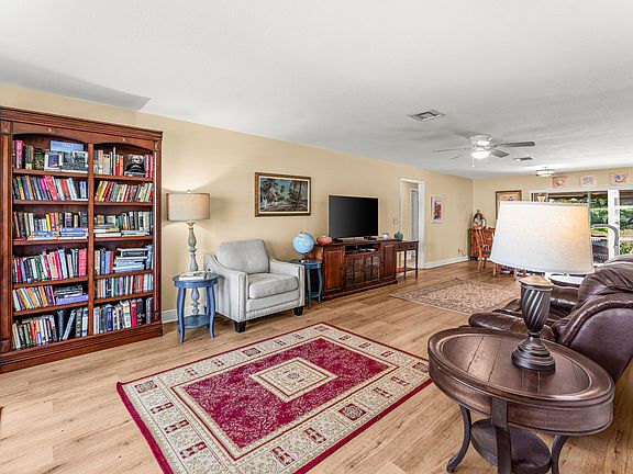 5th image of 4727 Storkwood Lane #A
