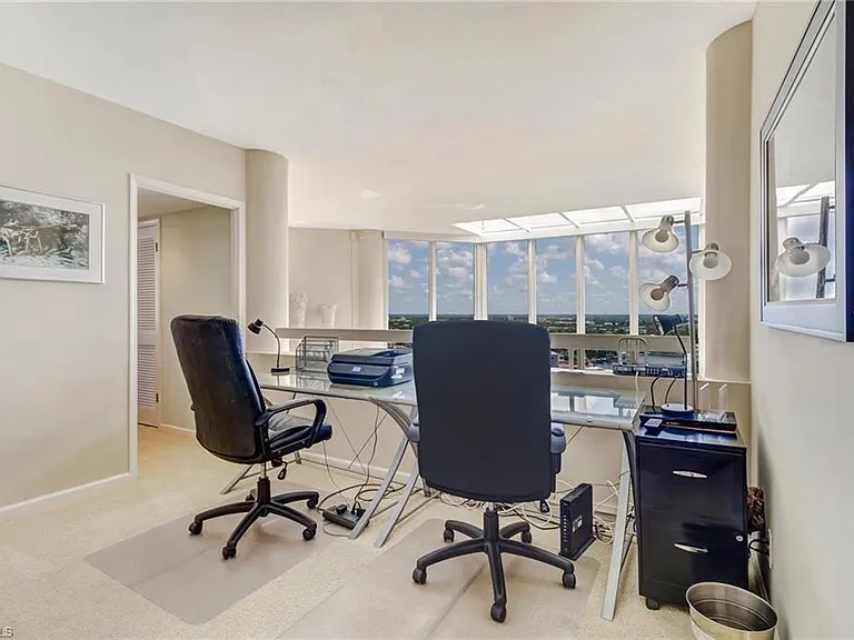 4041 Gulf Shore Blvd N #7 — Photo 17