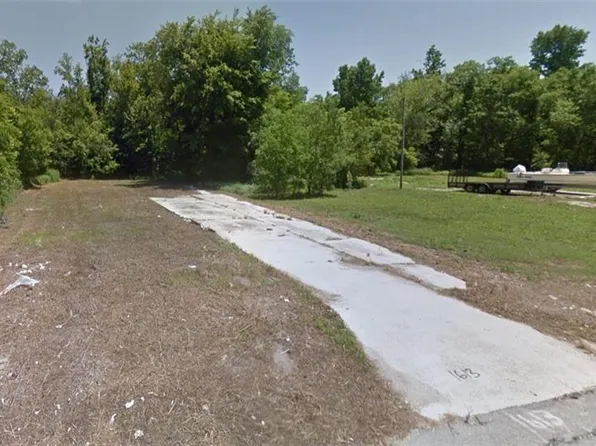 1613 Linda Lou Dr, Saint Bernard, LA 70085