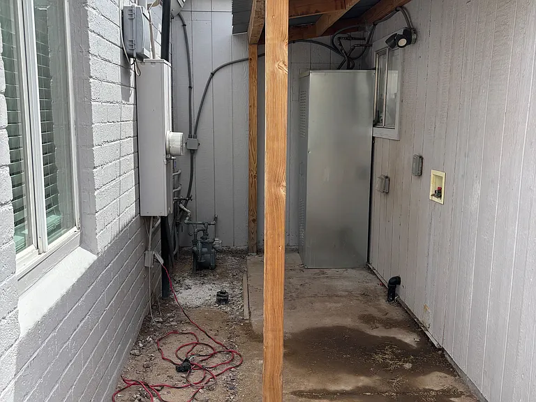 1155 E Hatcher Rd #A — Photo 22