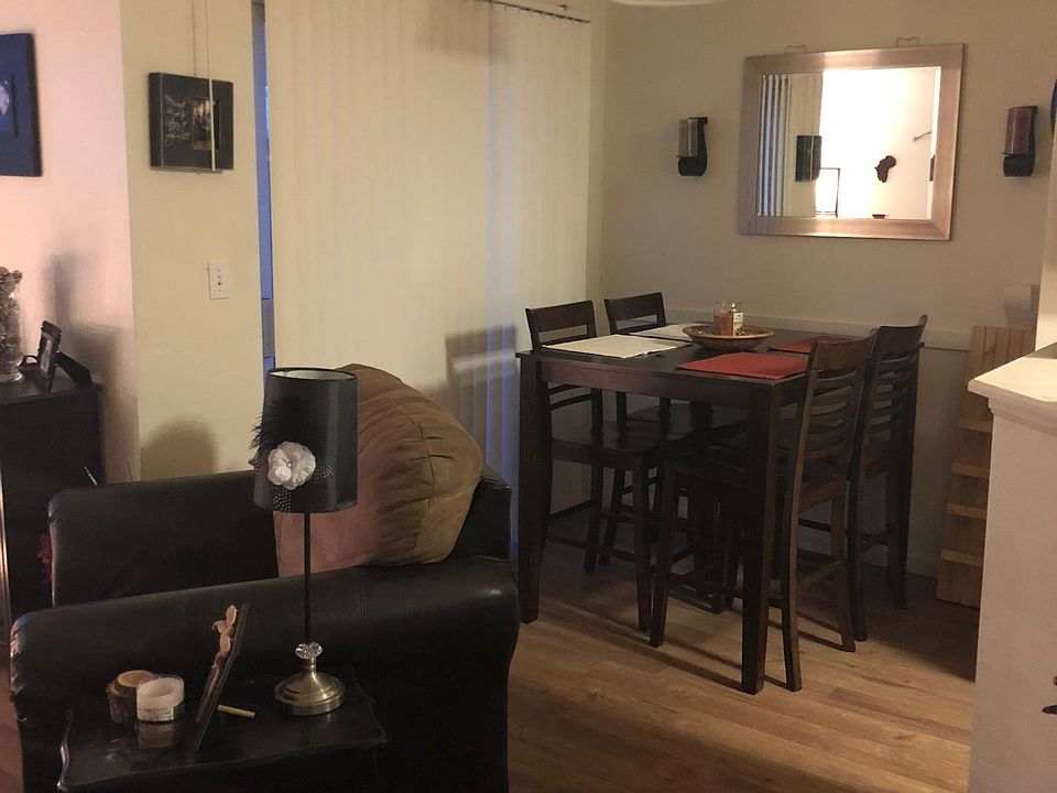 Living /Dinning Room