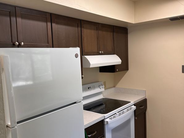 825 SW 62nd Ter APT B