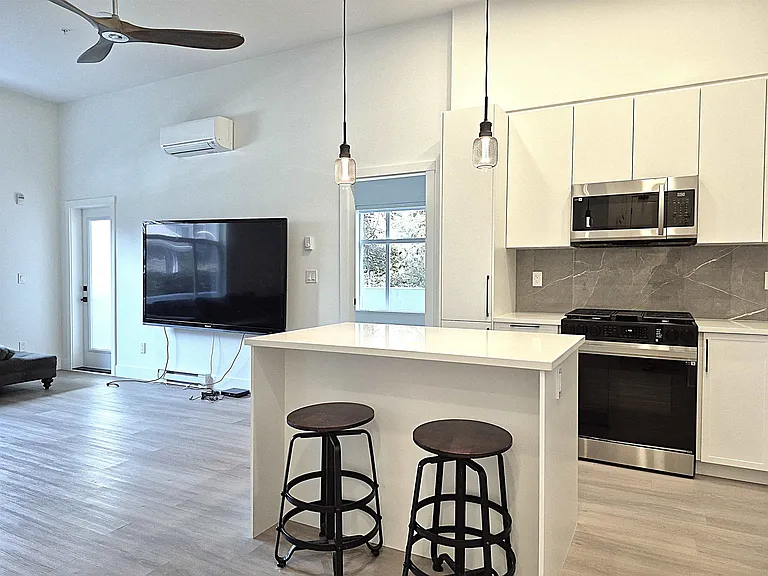 3528 146a St #107 — Photo 5