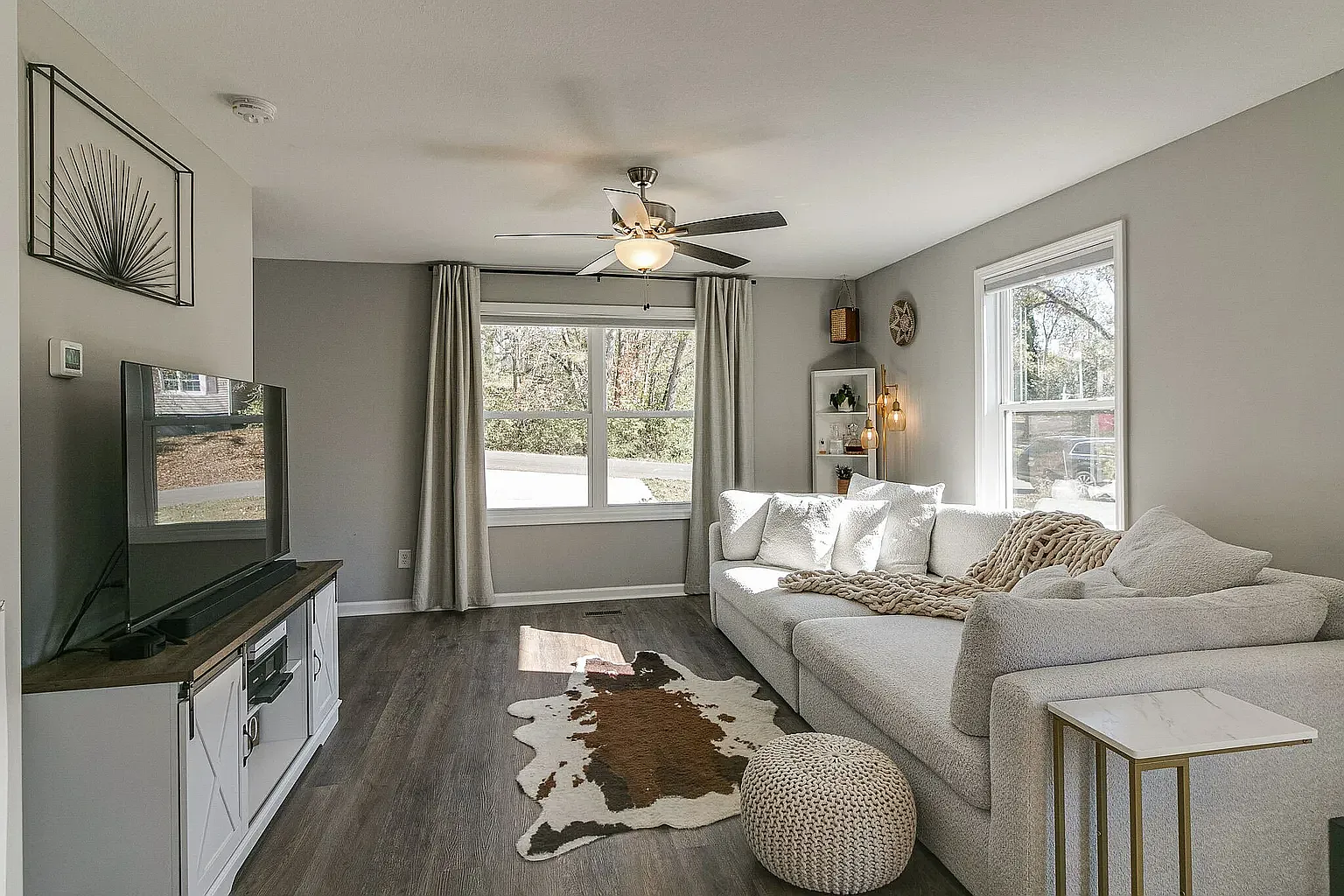4 bed, 2063 sqft, $2,300 — Photo 4