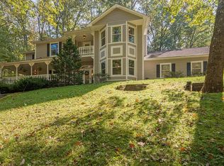 102 Briarwood Dr, Oak Ridge, TN 37830