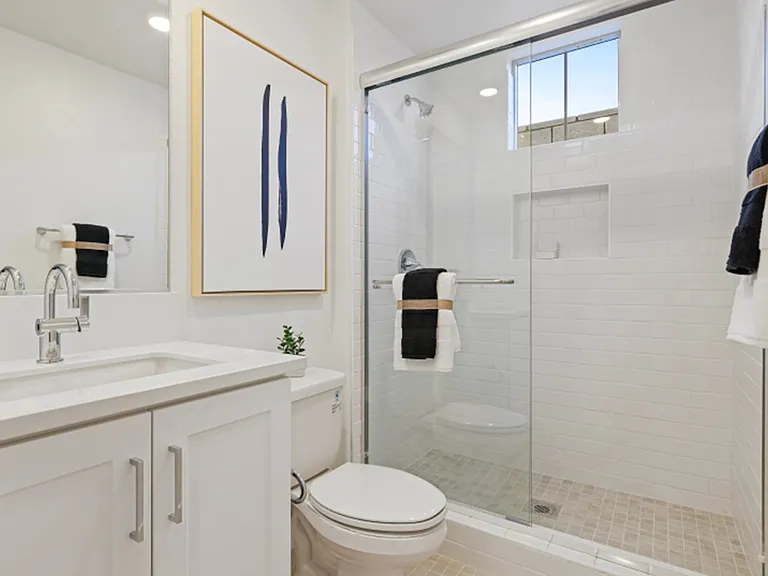 679 Edward Scholle Dr — Photo 5