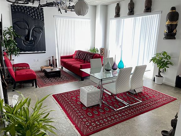 3rd image of 133 NE 2nd Ave APT 2019