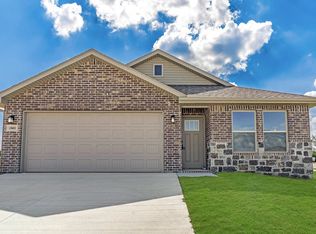 1801 Farmer St, Pea Ridge, AR 72751