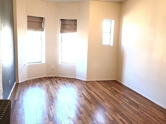 4th image of 390 1st St APT 4R