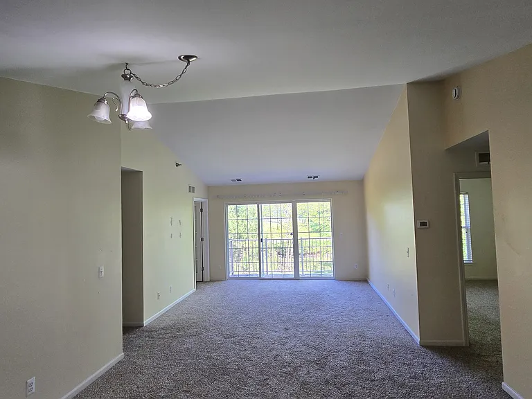 3215 Goldeneye Ln — Photo 3