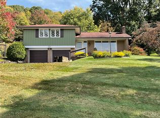 303 Mount Vernon Dr, Apollo, PA 15613