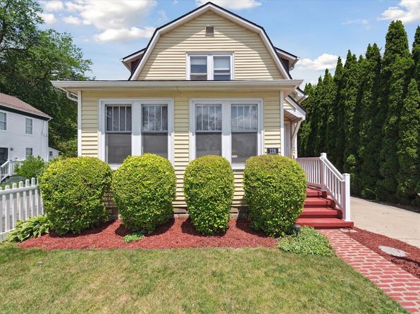 128 Church St
