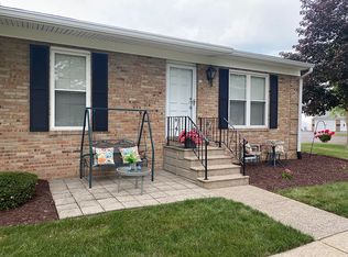 2048 Beechtree Dr, Uniontown, OH 44685