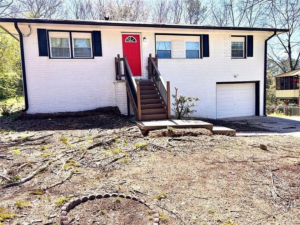 1st image of 2834 Green Trail Dr