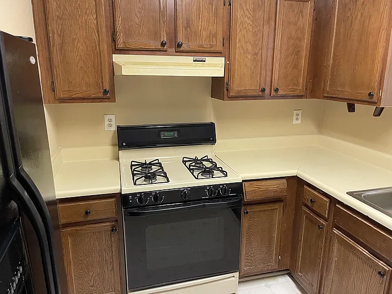 2931 Lexington Trace Dr SE — Photo 12