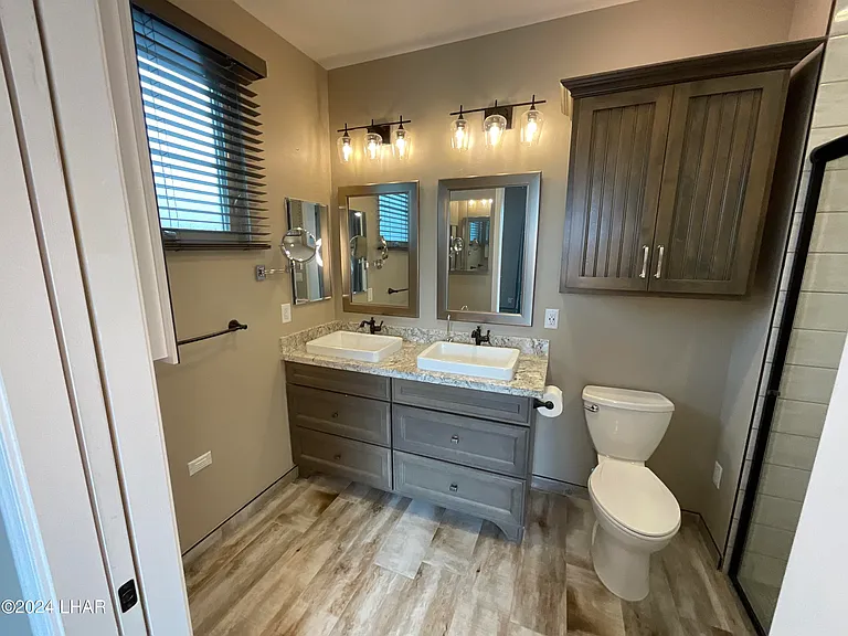 649 Avenida Laredo #101A — Photo 17