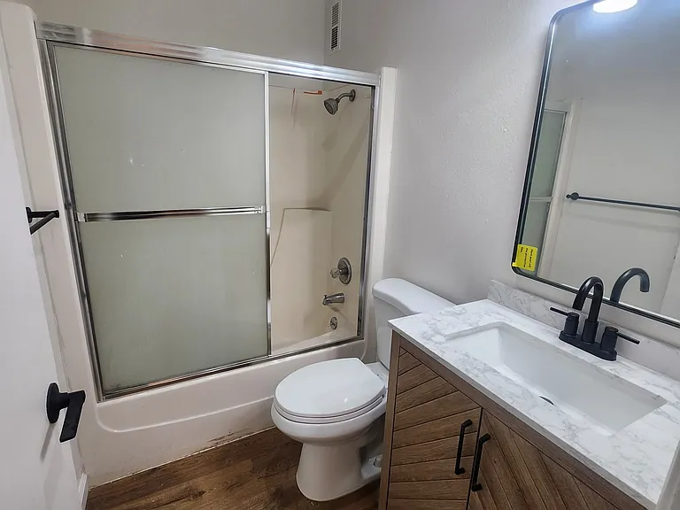 full bath upstairs