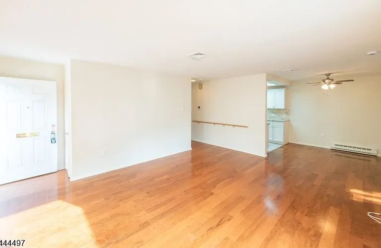 227A Manchester Ln — Photo 3