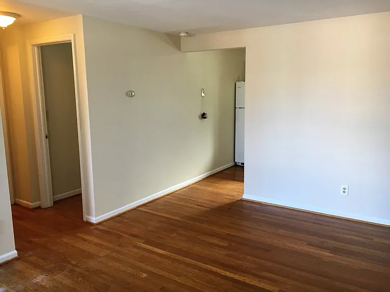 712-714 Riverview Dr — Photo 23